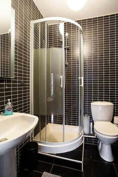 Spacious Belfast City Centre Duplex Apartment Luaran gambar