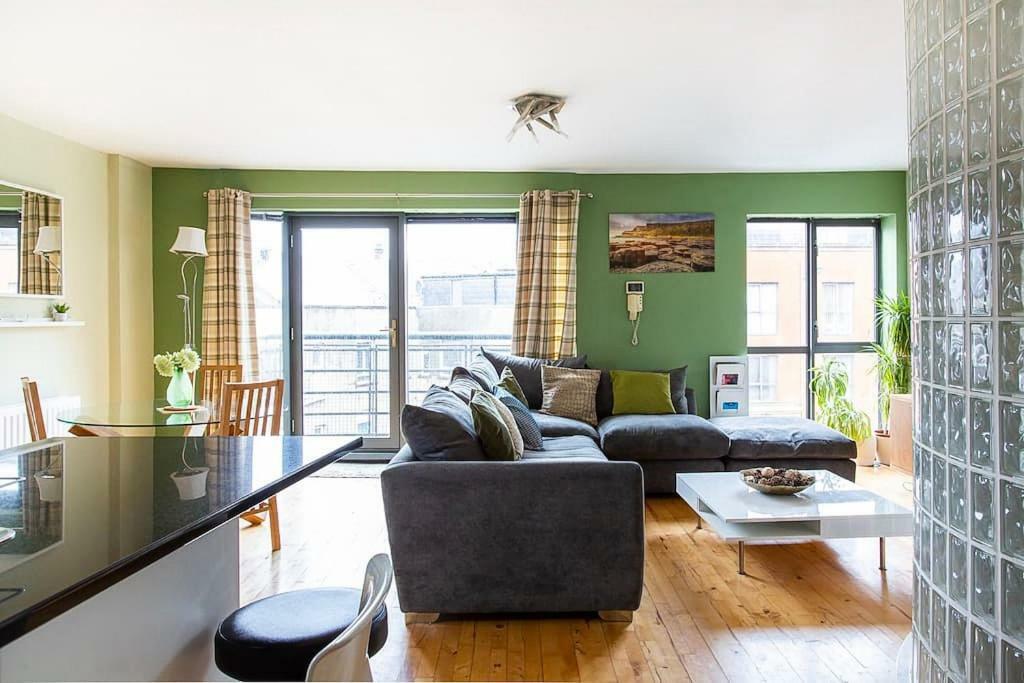 Spacious Belfast City Centre Duplex Apartment Luaran gambar