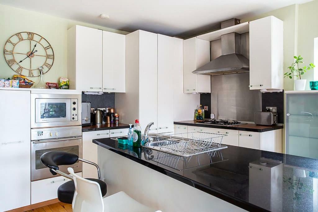 Spacious Belfast City Centre Duplex Apartment Luaran gambar